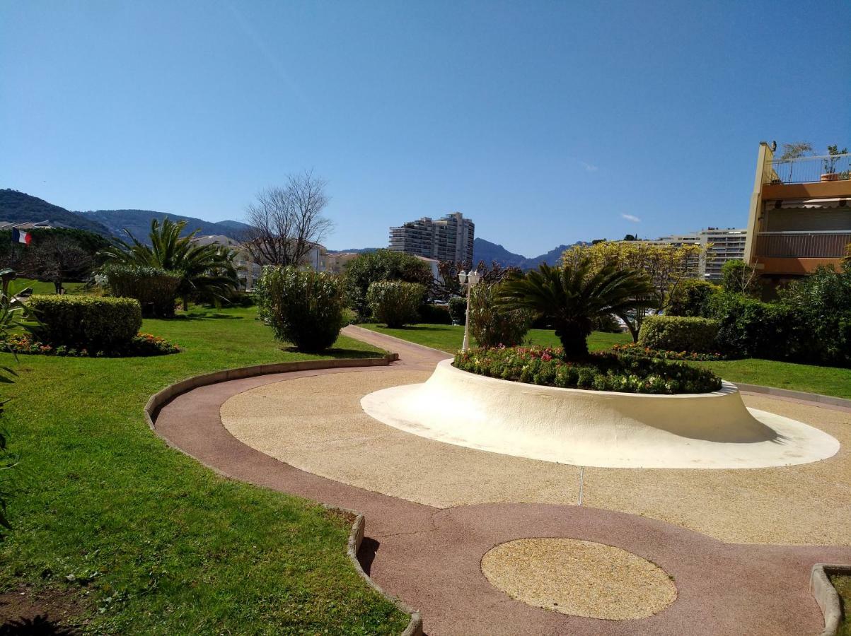 Studio Cannes Marina Mandelieu Exteriör bild
